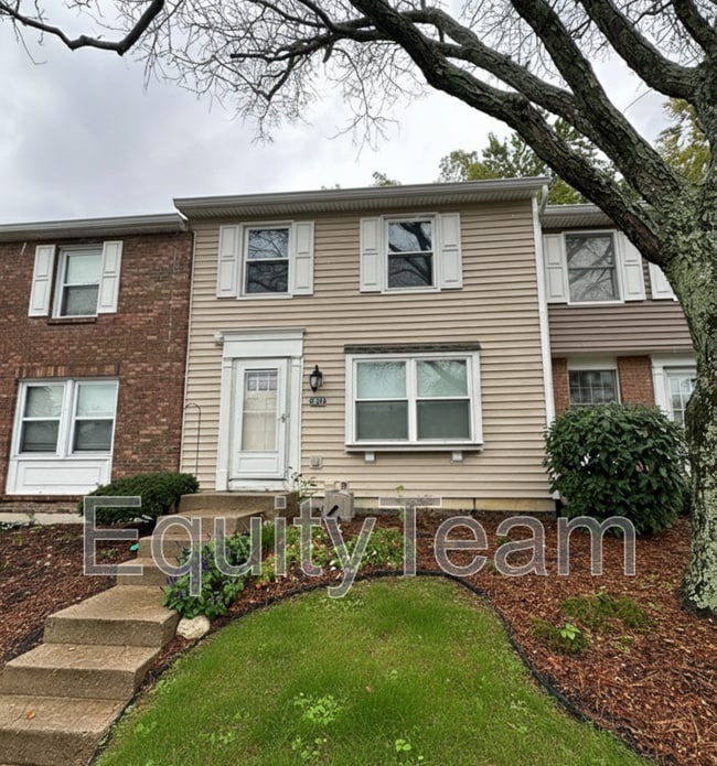 property at 2877 Mossy Brink Ct