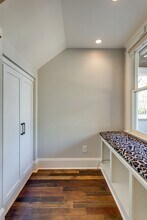 142 40th Ave N in Nashville, TN - Building Photo - Building Photo