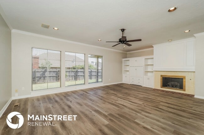 10404 Regent St in Oklahoma City, OK - Building Photo - Building Photo