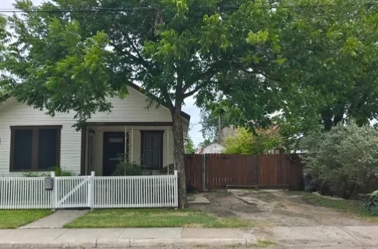 property at 1811 San Fernando St