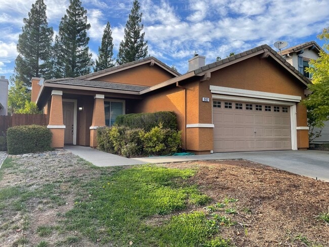 property at 902 Rathbone Cir
