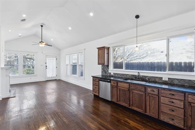 1006 Haines Ave in Dallas, TX - Building Photo - Building Photo