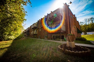 Villa Hills in Duluth, MN - Foto de edificio - Building Photo