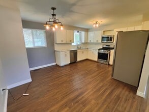 1121 W 2200 N in Layton, UT - Building Photo - Building Photo