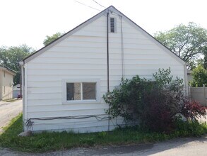 349 S Curtis Ave in Kankakee, IL - Building Photo - Building Photo