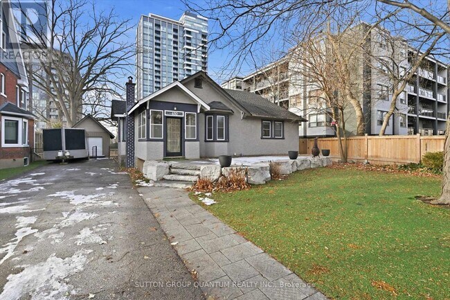 480 Nelson Ave in Burlington, ON - Building Photo - Building Photo