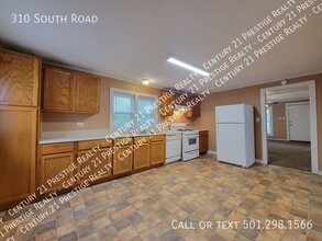 310 S Rd in Jacksonville, AR - Building Photo - Building Photo