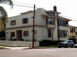 E Street Apartments in San Diego, CA - Building Photo - Building Photo