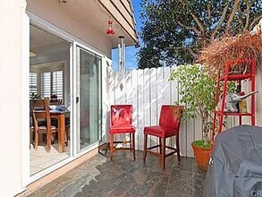 3970 Ingraham St in San Diego, CA - Building Photo - Building Photo