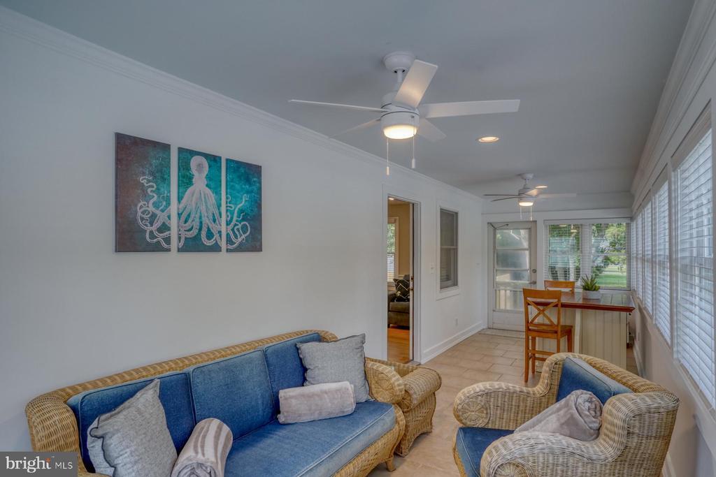 705 Country Club Rd in Rehoboth Beach, DE - Building Photo