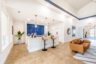 Lakeside Apartments in Slidell, LA - Building Photo - Interior Photo