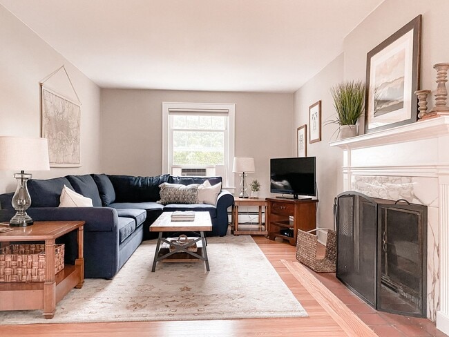 property at 61 Lexington Pkwy