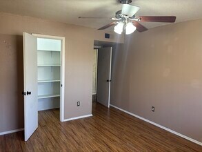 3121 Johnston St, Unit RiverstoneCondos-121 in Lafayette, LA - Foto de edificio - Building Photo