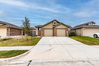 235 Witchhazel Way in San Marcos, TX - Building Photo - Building Photo