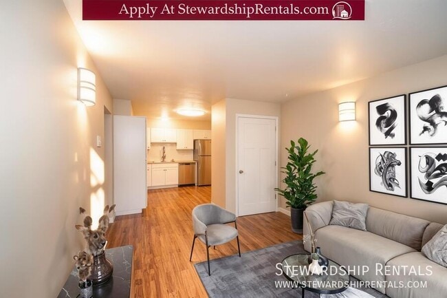 32786 E Pearl St in Eugene, OR - Building Photo - Building Photo