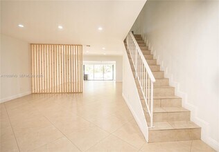 3753 Estepona Ave in Doral, FL - Building Photo - Building Photo