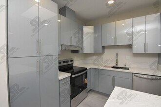 940 Hausten St in Honolulu, HI - Building Photo - Building Photo