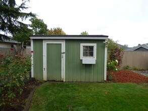 4592 Indian Earth Ct in Salem, OR - Building Photo - Building Photo