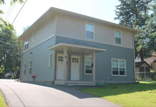 84 Curtice St E in St. Paul, MN - Building Photo - Building Photo