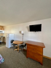 102 N Maple Ave in Rapid City, SD - Building Photo - Building Photo