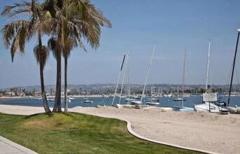 728 Jamaica Ct in San Diego, CA - Building Photo - Building Photo