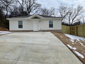 516 Lafayette St in Van Buren, AR - Building Photo