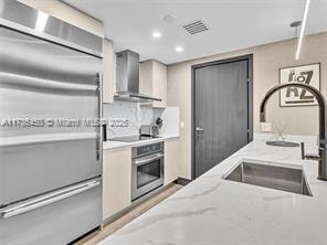 1300 Brickell Bay Dr, Unit # 2905 in Miami, FL - Building Photo