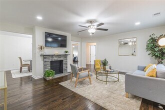 1215 Anchor Terrace SW in Atlanta, GA - Building Photo - Building Photo