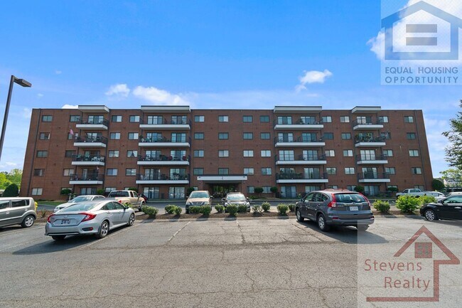 200 Sanders Ferry Rd-Unit -2211 in Hendersonville, TN - Building Photo - Building Photo