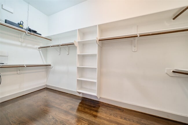 property at 4914 Rose St