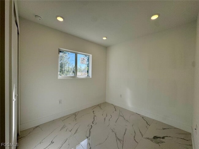 property at 424 Alabama Rd S