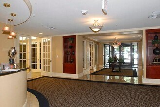 1111 25th St NW, Unit 407 in Washington, DC - Building Photo - Building Photo