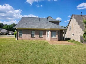 6667 Einat Cove in Memphis, TN - Building Photo - Building Photo