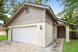 701 Lakeside Pl in Longwood, FL - Building Photo - Building Photo