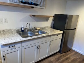 236 Oak Terrace in Mount Penn, PA - Building Photo - Building Photo