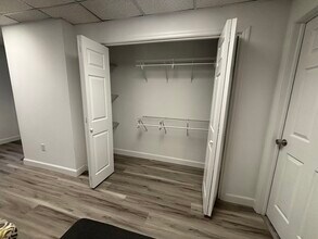 38 N Main St, Unit Apt #4 in Shenandoah, PA - Building Photo - Building Photo