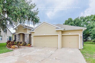 7814 Riverwood Oaks Dr in Riverview, FL - Foto de edificio - Building Photo