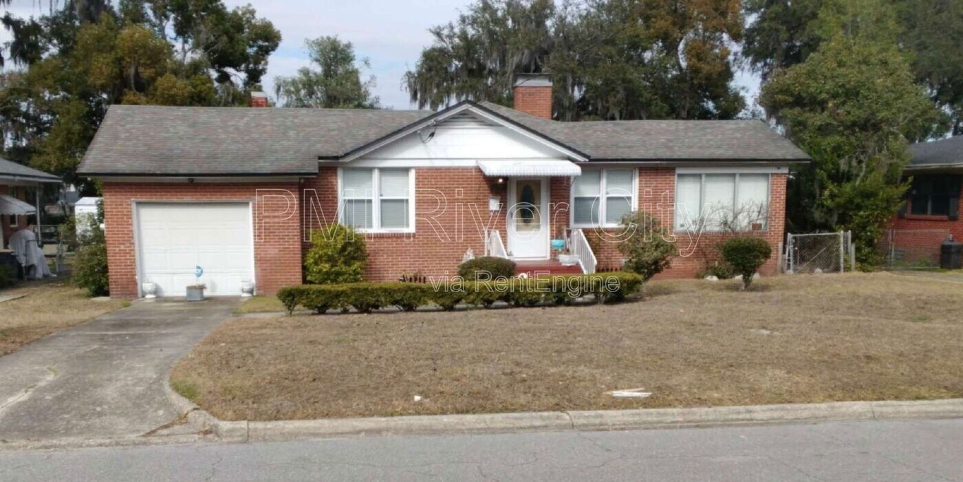 433 W 70th St in Jacksonville, FL - Building Photo