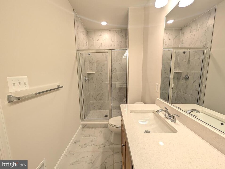 3421 Carnaby St in Hyattsville, MD - Building Photo