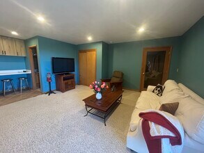 3 Ridgecrest Ct, Unit Furnished studio in Napa, CA - Building Photo - Building Photo