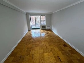 83-33 118th St in Queens, NY - Building Photo - Building Photo