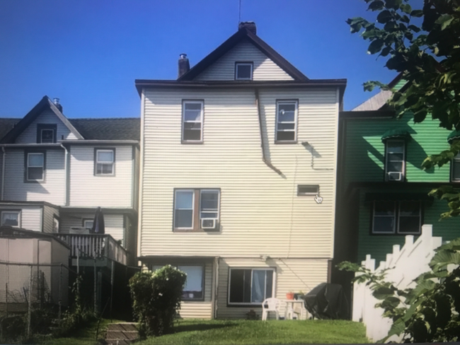 103 Hudson Ave in Haverstraw, NY - Building Photo - Building Photo