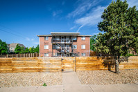 1101 Rosemary Street in Denver, CO - Foto de edificio - Building Photo