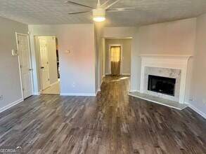 5663 Windfall Ln in Lithonia, GA - Building Photo - Building Photo