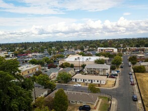 5641 53rd St in Sacramento, CA - Building Photo - Building Photo