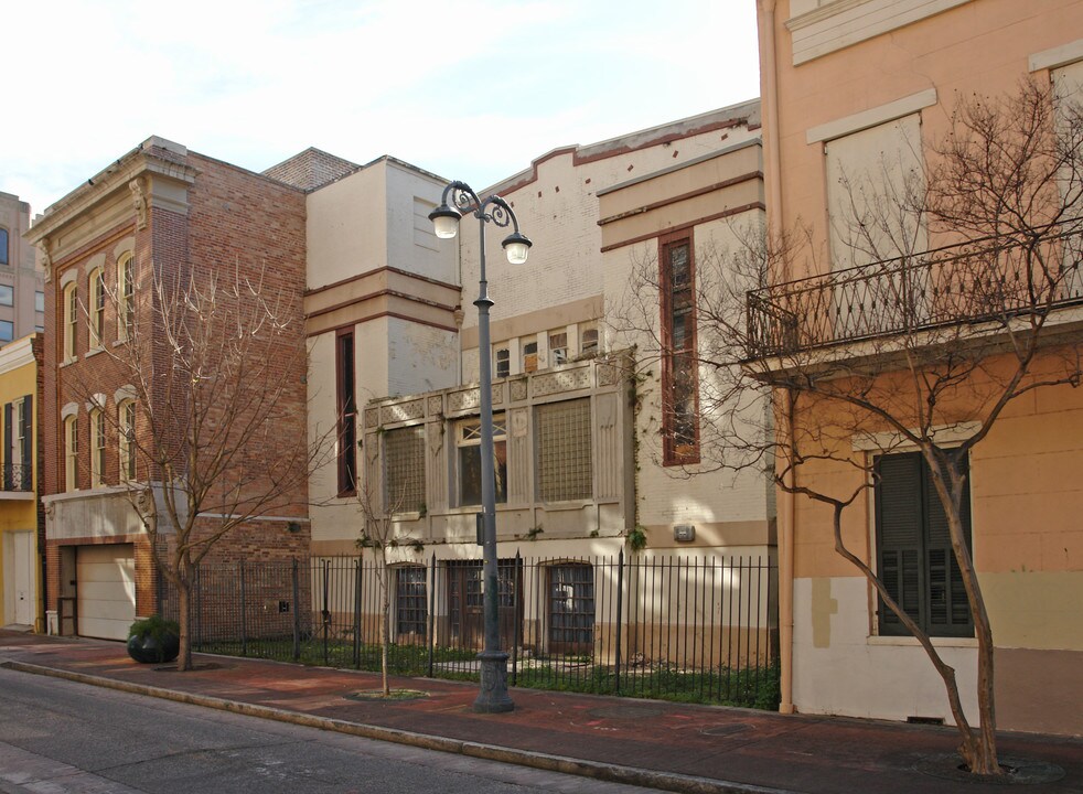 826 Lafayette St in New Orleans, LA - Foto de edificio