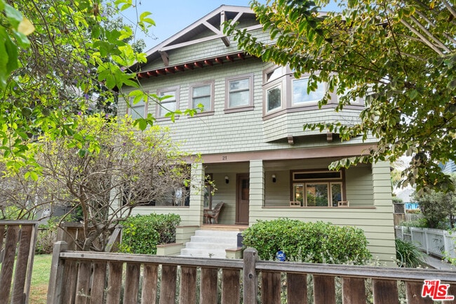 21 Park Ave in Los Angeles, CA - Building Photo - Building Photo