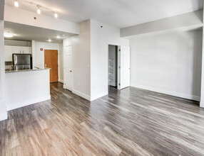 Park Square West in Stamford, CT - Building Photo - Interior Photo