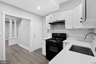 3027 N Front St in Philadelphia, PA - Building Photo - Building Photo