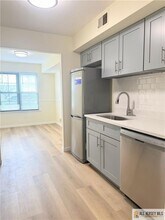 85 Keystone Ct in Edison, NJ - Building Photo - Building Photo